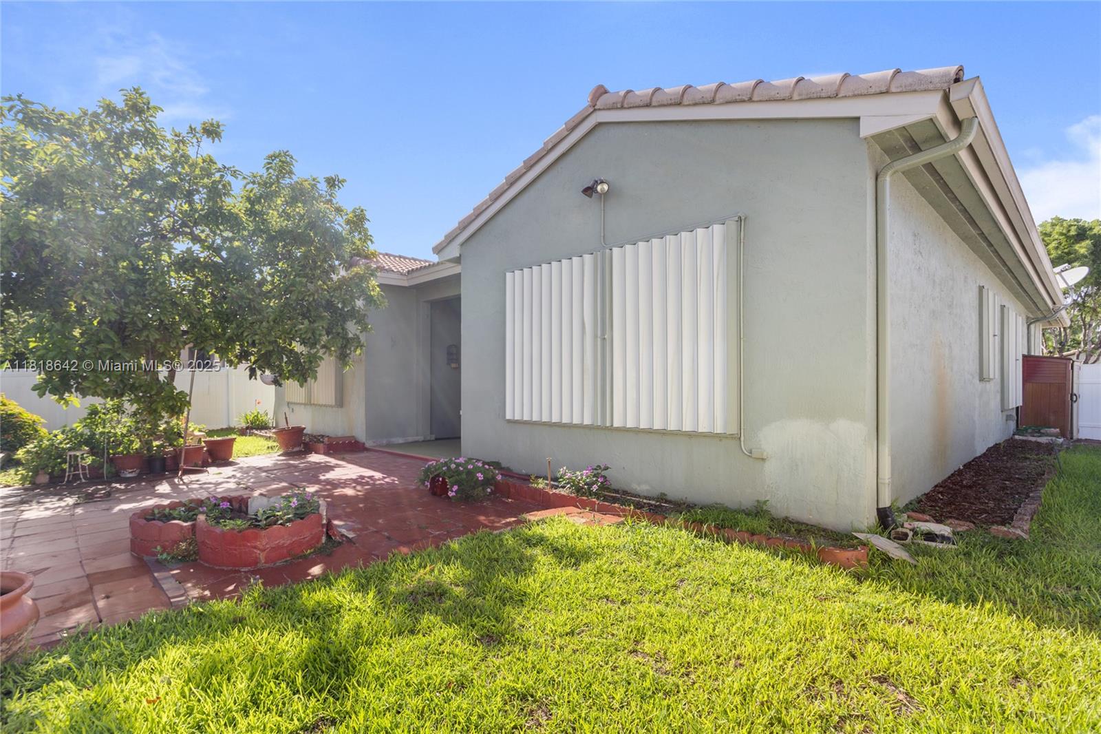 POD 3 AT MONARCH LAKES - Residential