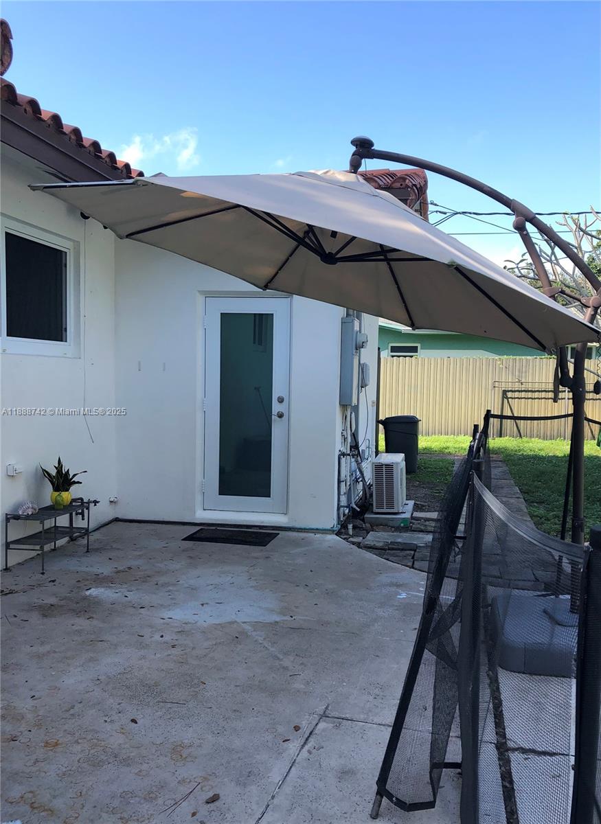 PEMBROKE PINES NO 1 - Residential Lease