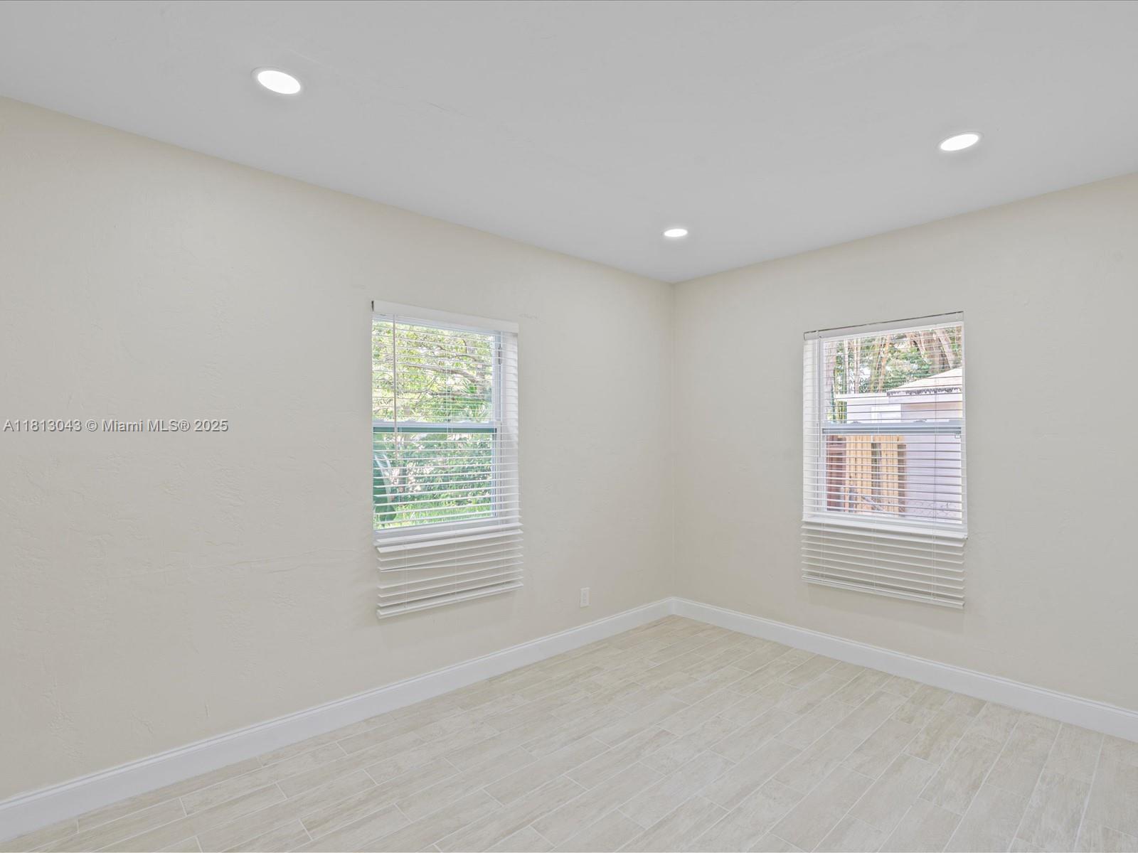 WOODLAND PARK AMD PLAT - Residential