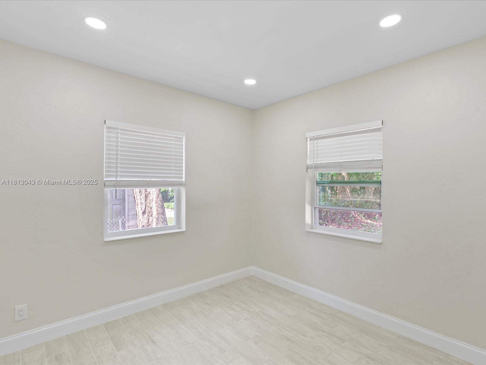 WOODLAND PARK AMD PLAT - Residential