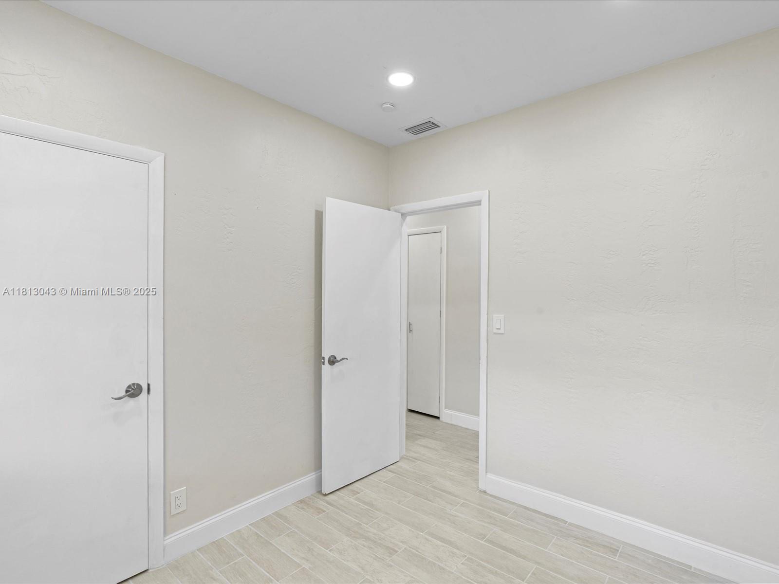 WOODLAND PARK AMD PLAT - Residential