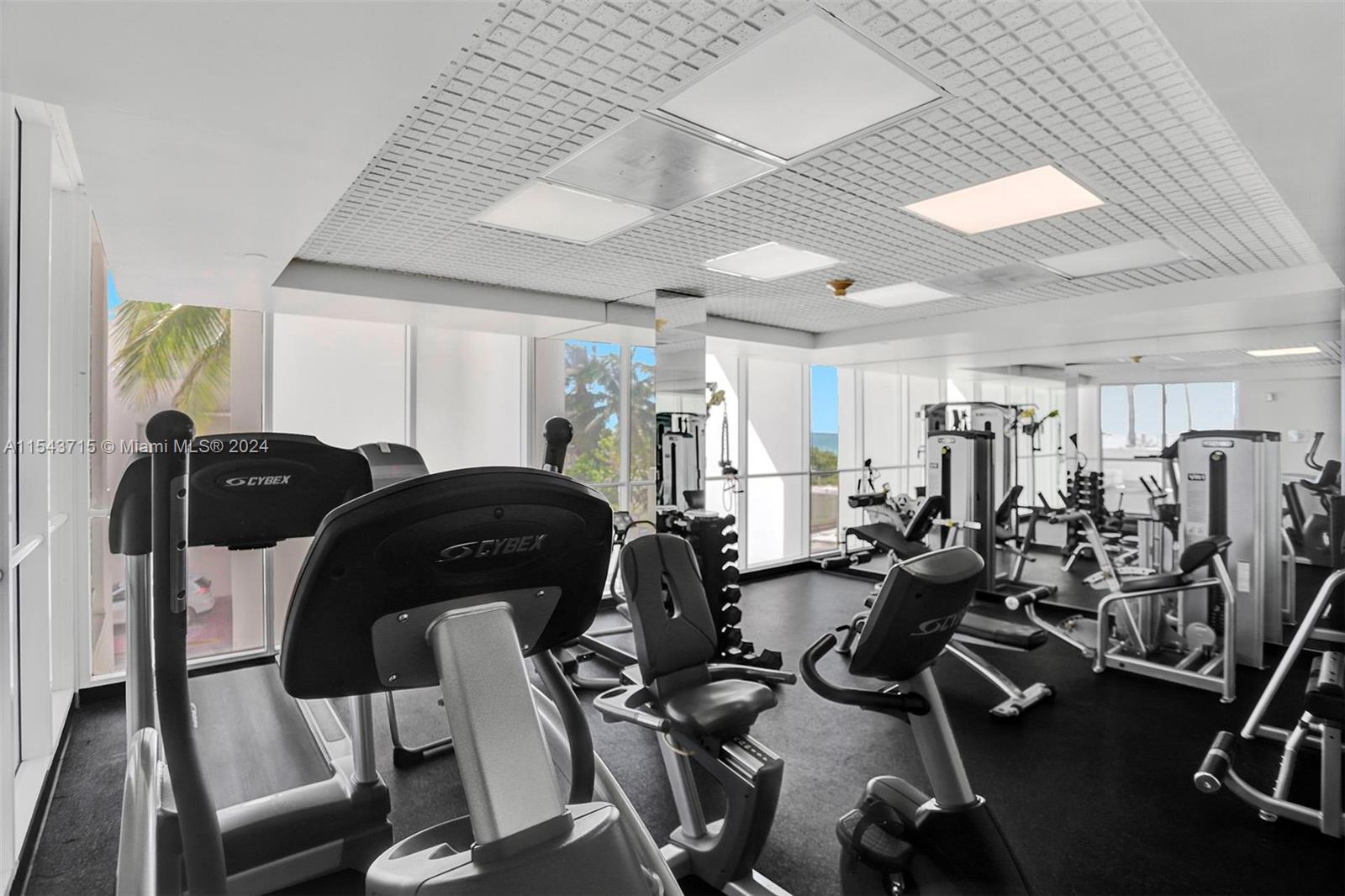 LA TOUR CONDO - Residential Lease