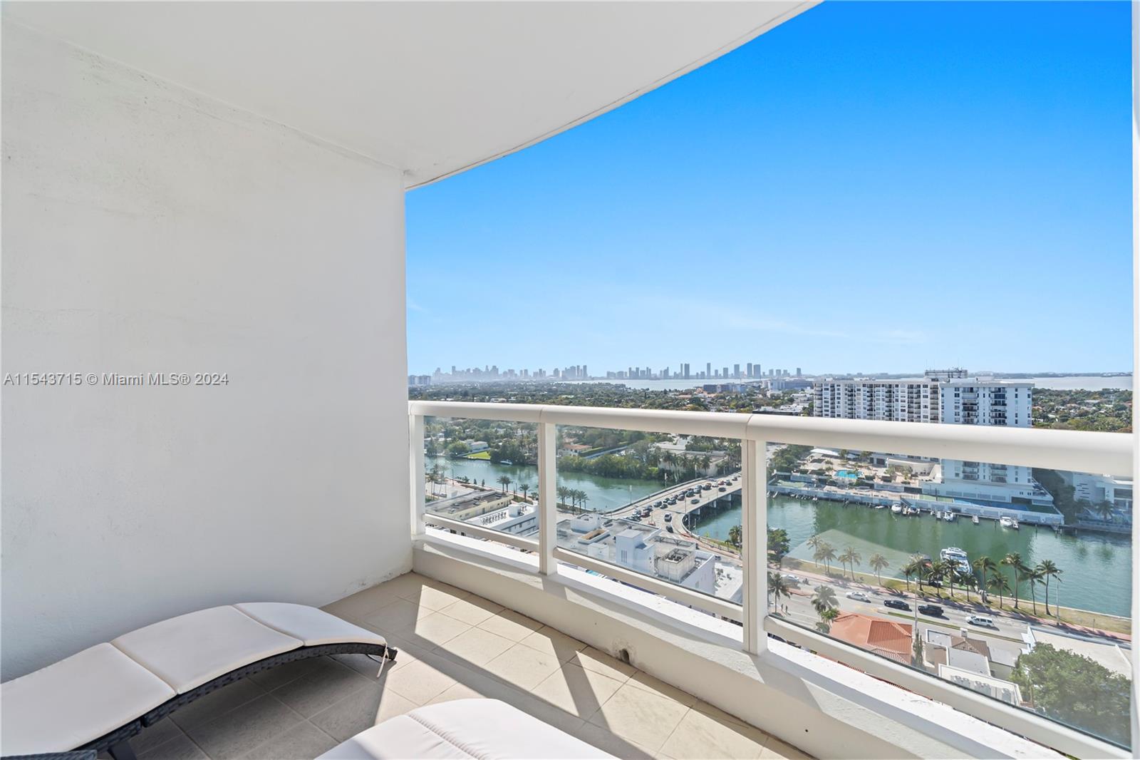 LA TOUR CONDO - Residential Lease