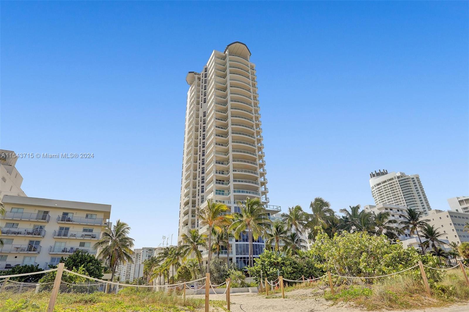 LA TOUR CONDO - Residential Lease