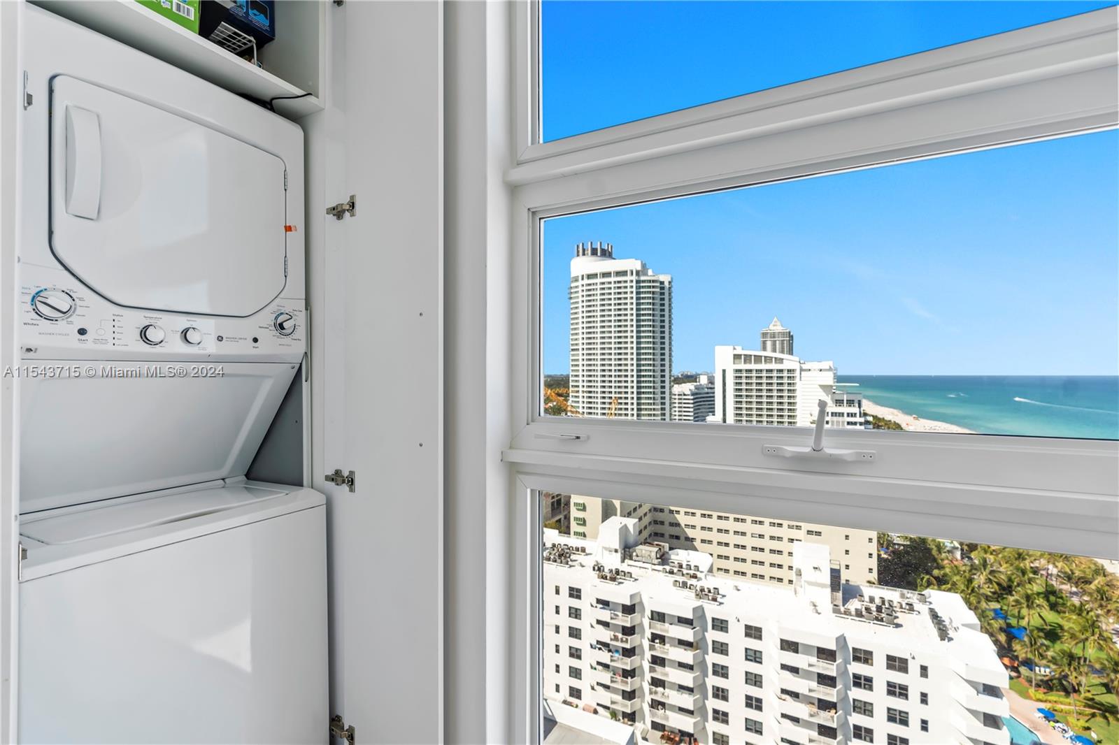 LA TOUR CONDO - Residential Lease