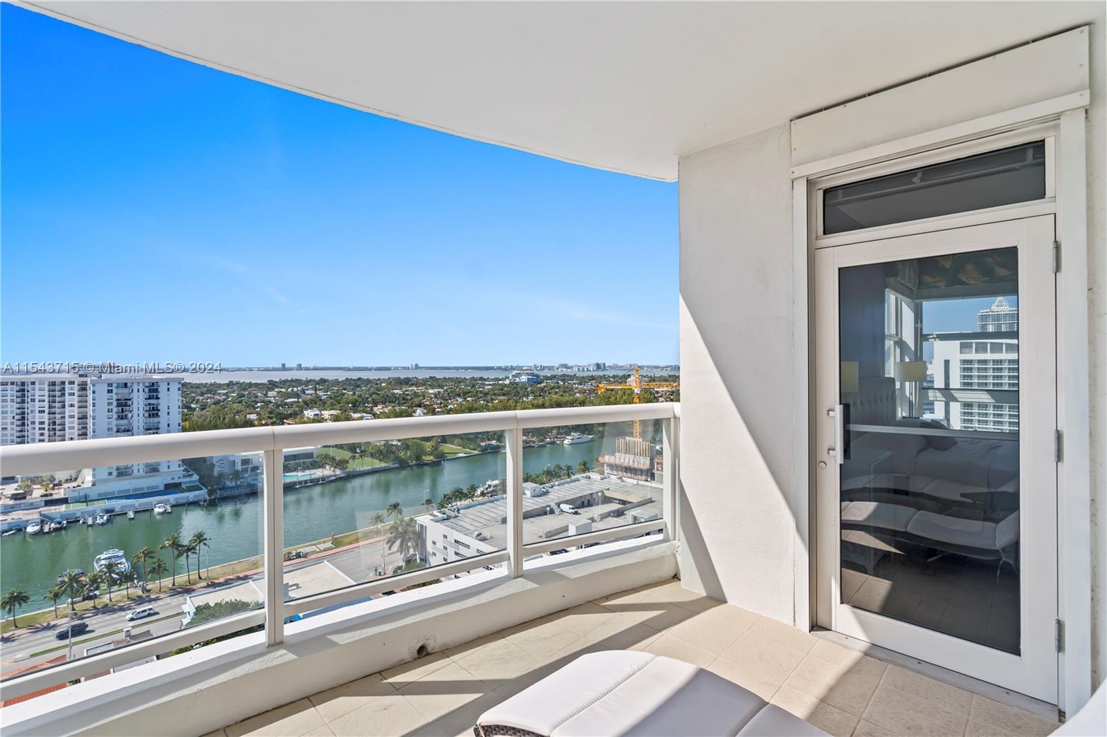 LA TOUR CONDO - Residential Lease