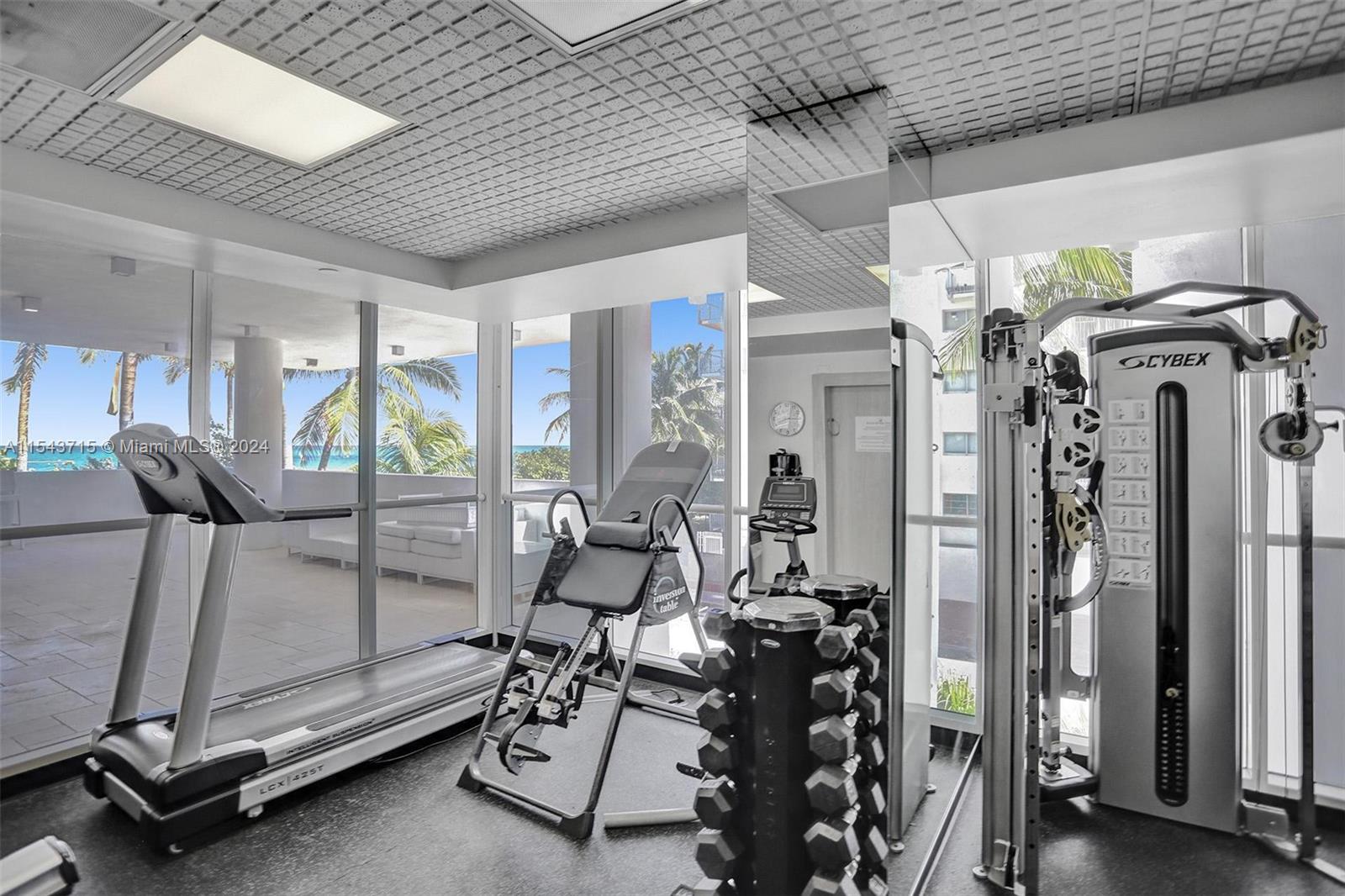 LA TOUR CONDO - Residential Lease