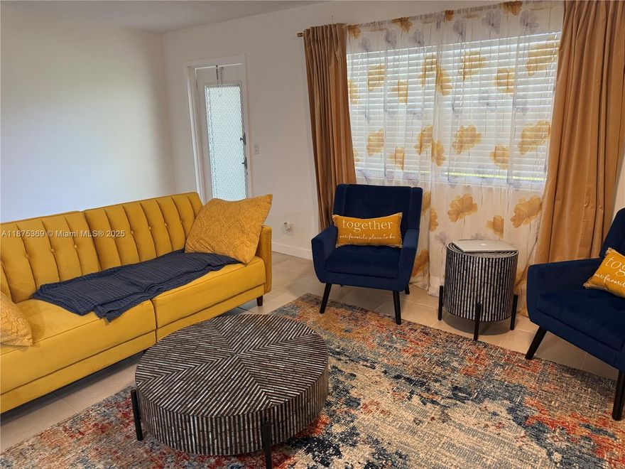 Seasonal Rental – 6 Months
Beautifully maintained 2-bedroom, 2-bathroom condo in a desirable 55+ adult community. This fully furnished unit features a convenient in-unit washer and dryer. Enjoy a wealth of resort-style amenities, including golf, tennis courts, indoor and outdoor pools, and more.
Perfectly located near all of Delray Beach’s top attractions — just a short drive to Downtown Delray Beach with its vibrant restaurants, shops, and stunning beaches. Kings Point also provides courtesy buses for easy shopping trips.