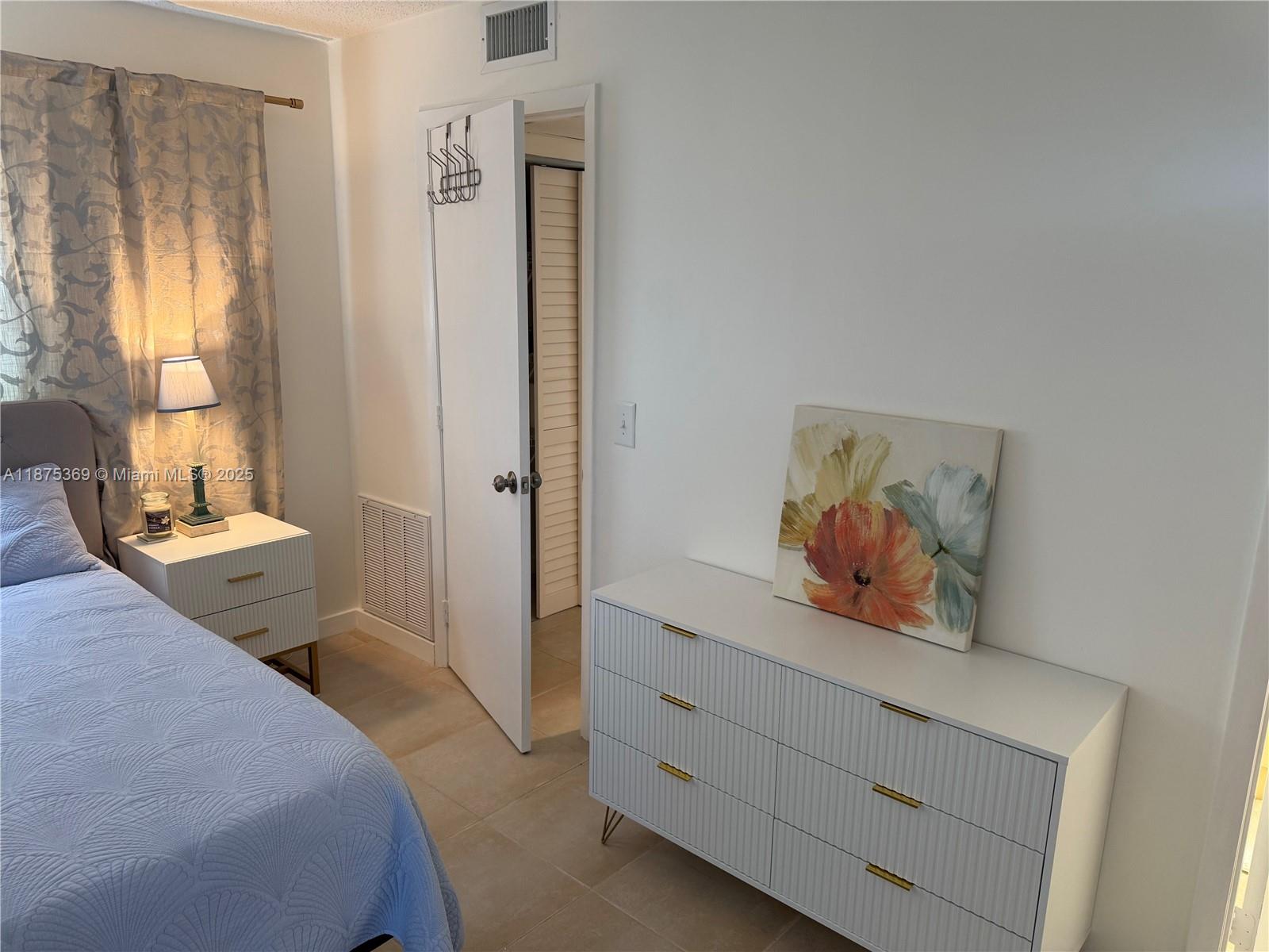 KINGS POINT MONACO B THRU - Residential Lease