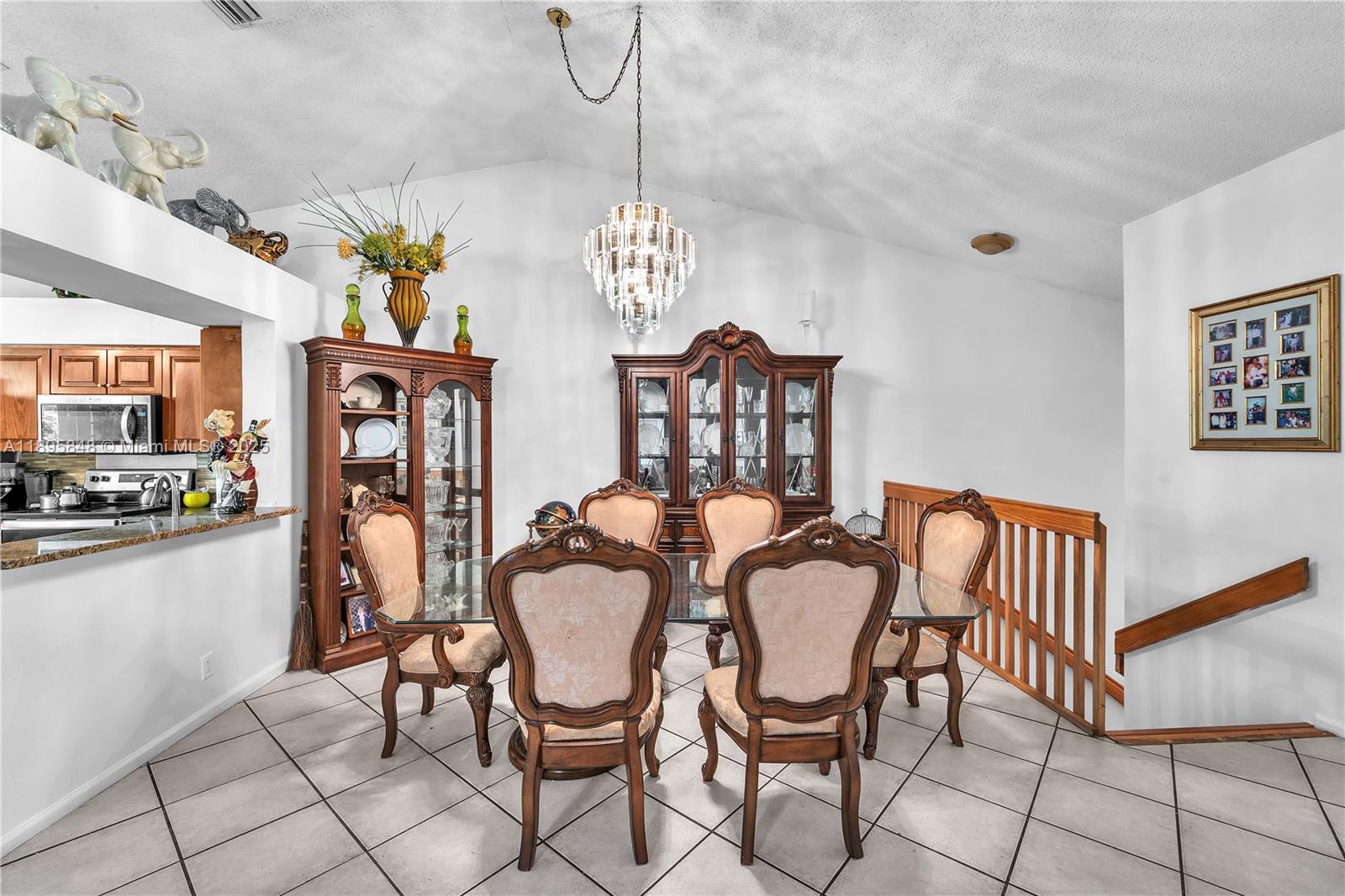 BRIDGEWATER CONDO - Residential