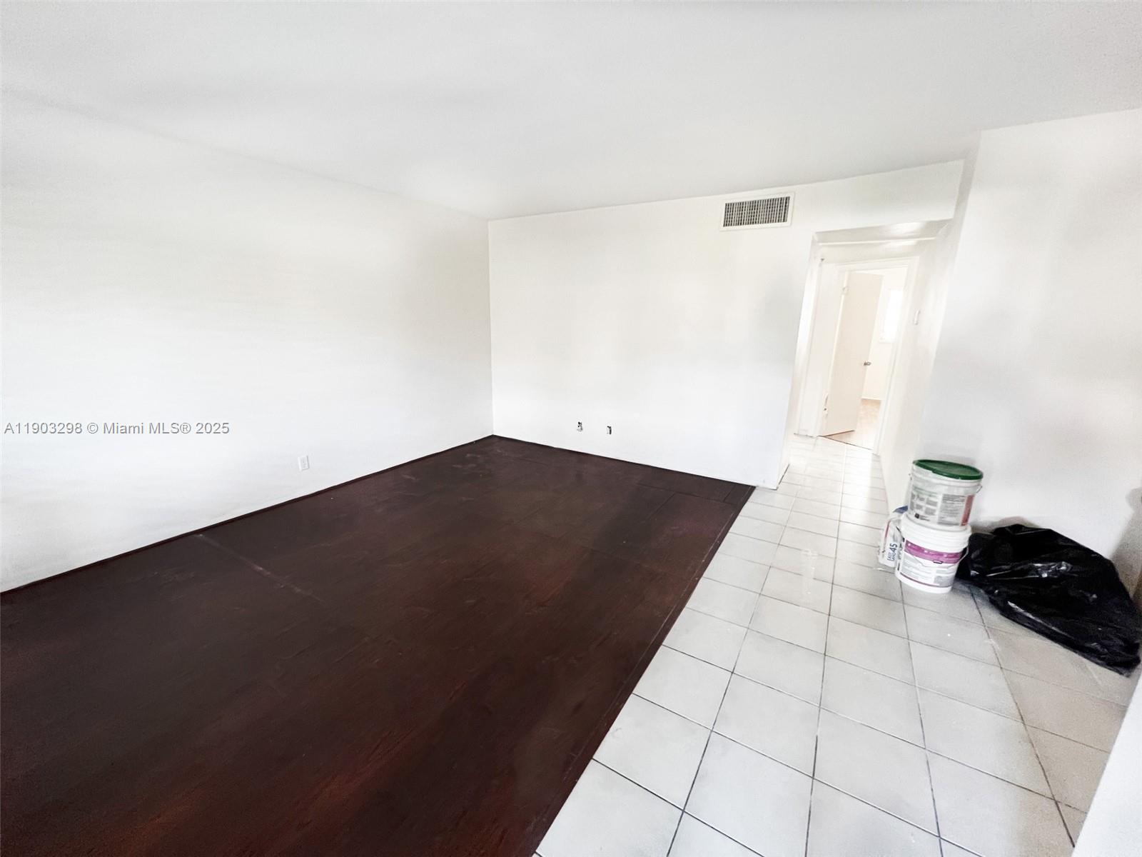 EDGEWOOD GREENS CONDO - Residential Lease