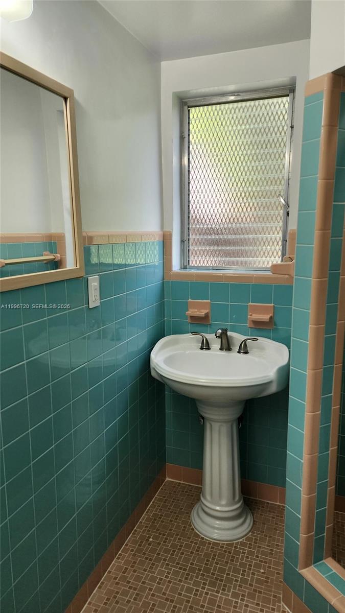 CURRY SUB - Residential