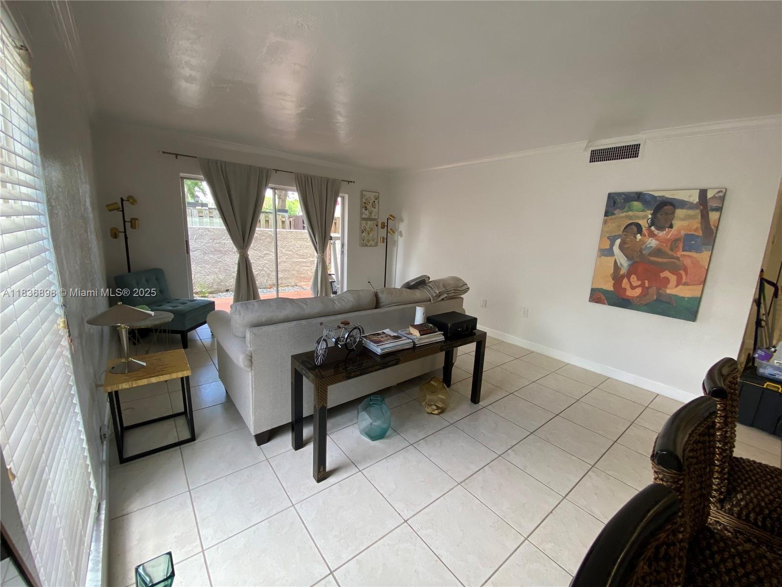 DADELAND GROVE CONDO - Residential