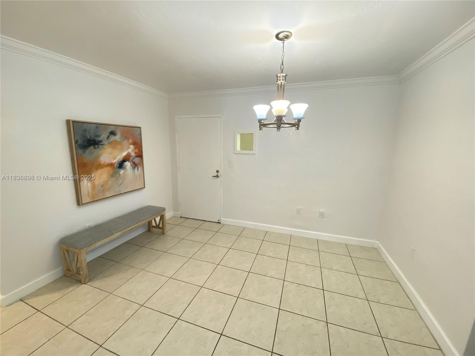 DADELAND GROVE CONDO - Residential