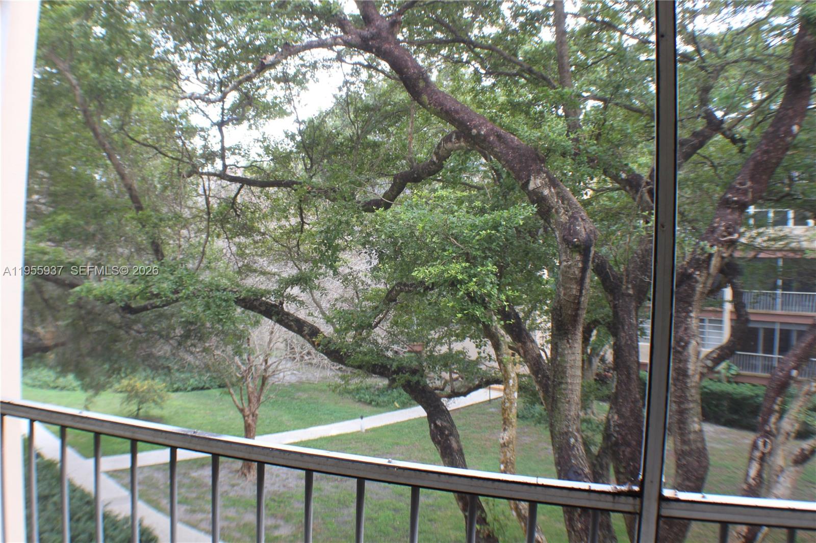 PLANTATION TERRACE CONDO - Residential