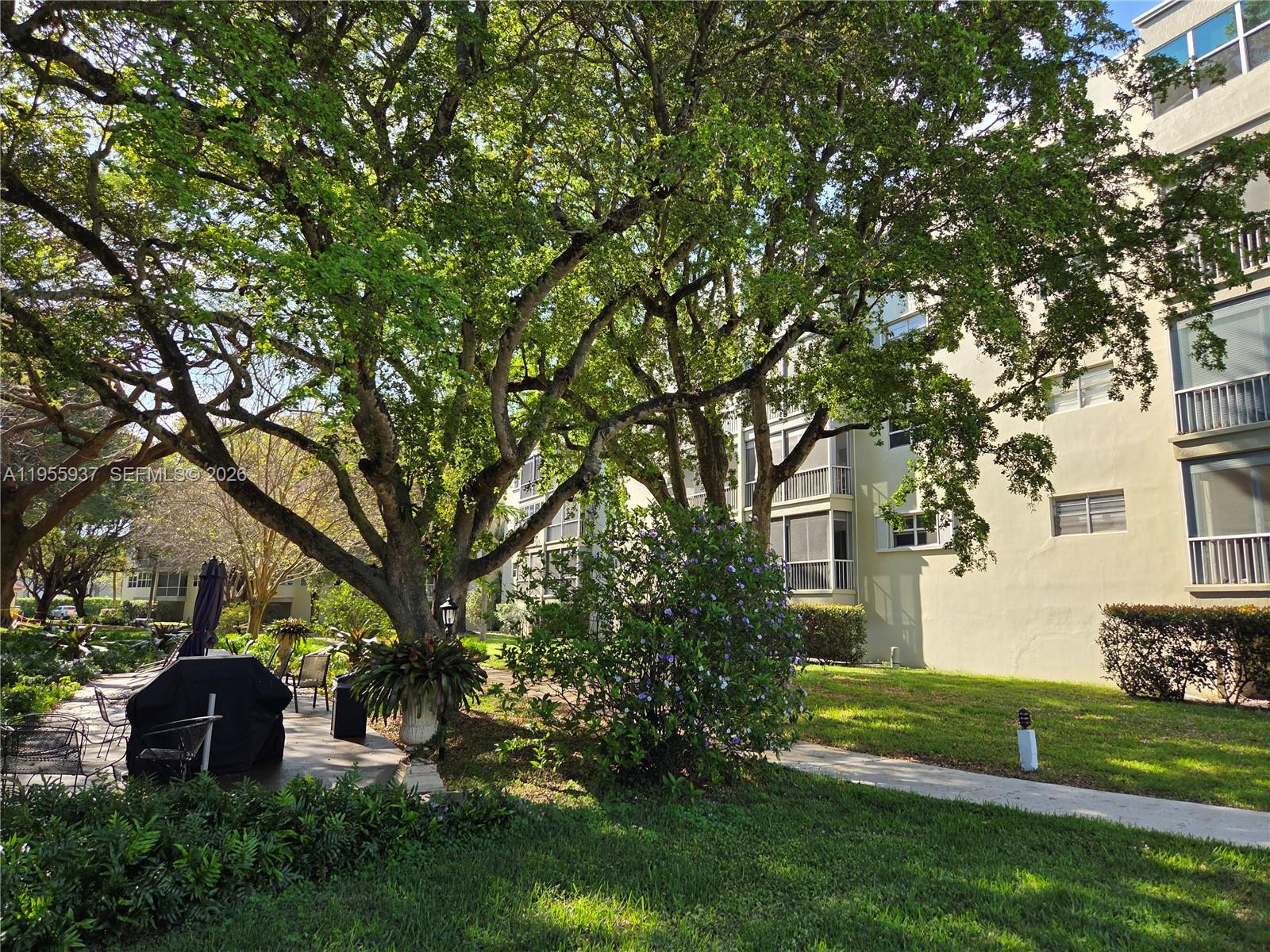 PLANTATION TERRACE CONDO - Residential