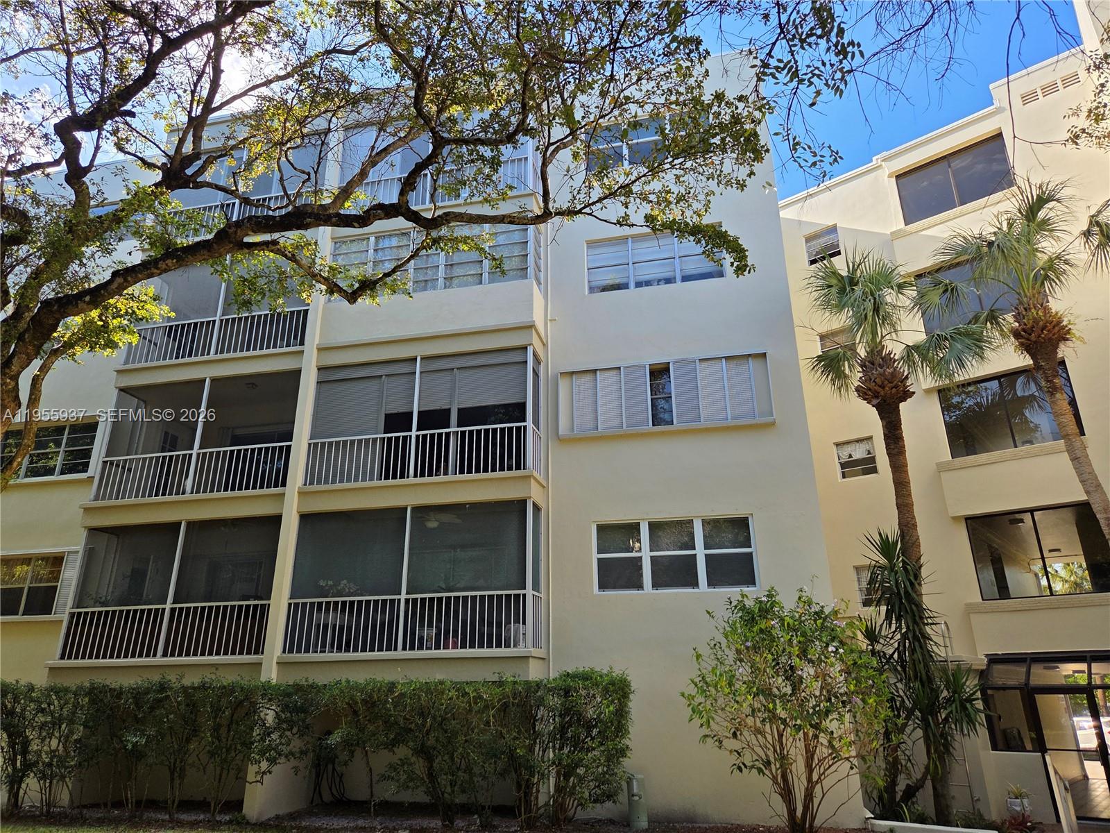 PLANTATION TERRACE CONDO - Residential