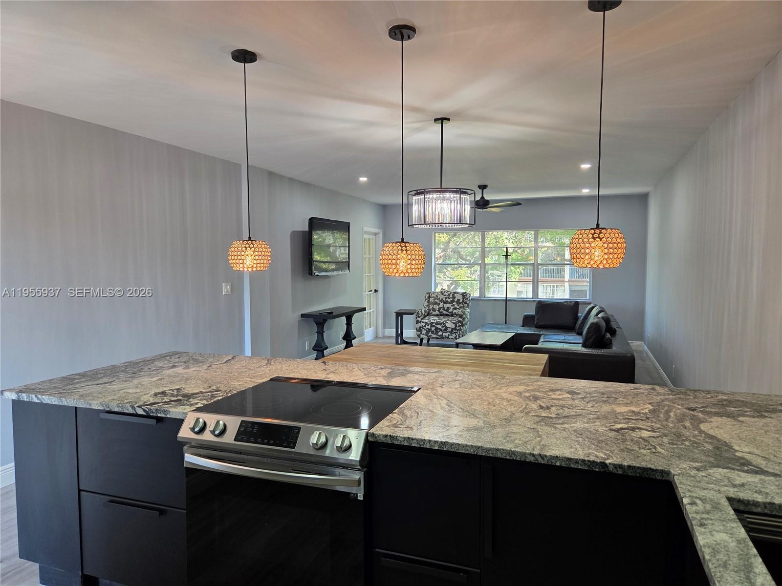 PLANTATION TERRACE CONDO - Residential