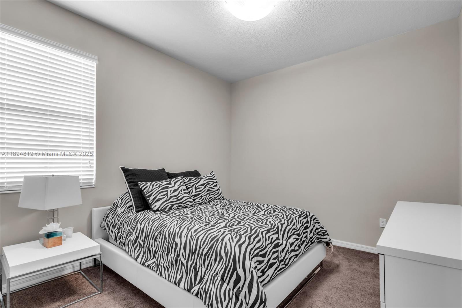CHAMPION LAKES - Residential