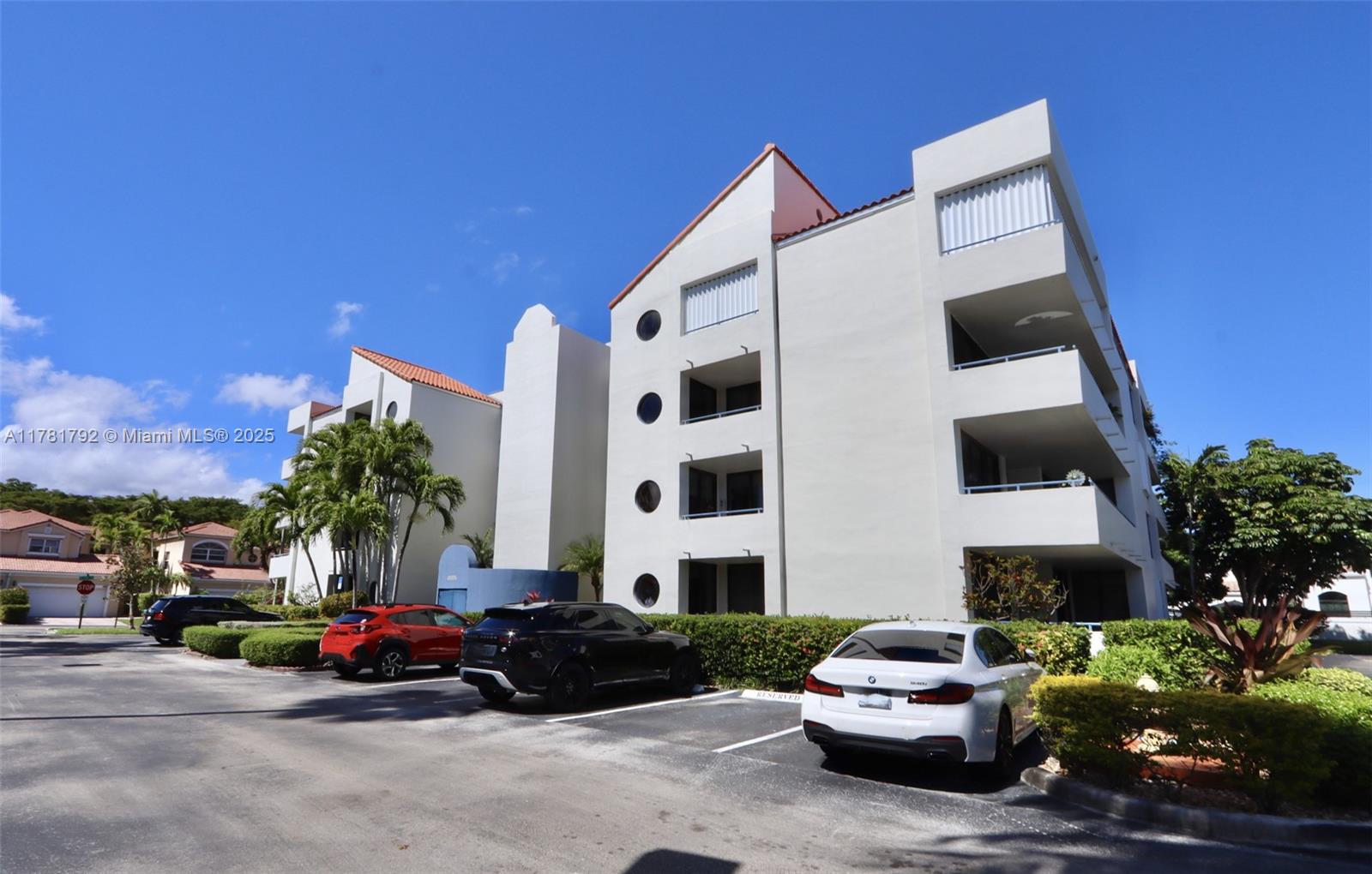 Rental Property at 21075 Ne 34th Ave 205, Aventura, Miami-Dade County, Florida - Bedrooms: 2 
Bathrooms: 2  - $2,900 MO.