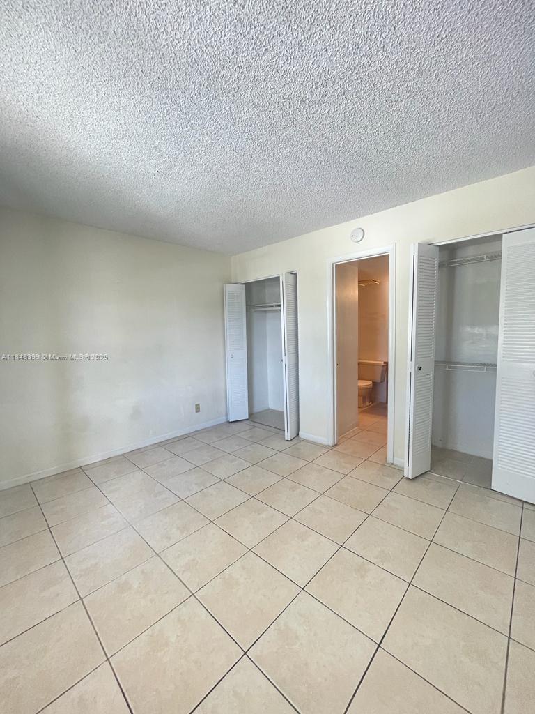 LAKEWOOD VILLAGE - Residential