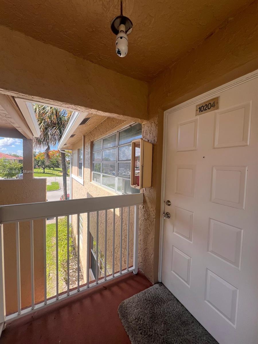 LAKEWOOD VILLAGE - Residential