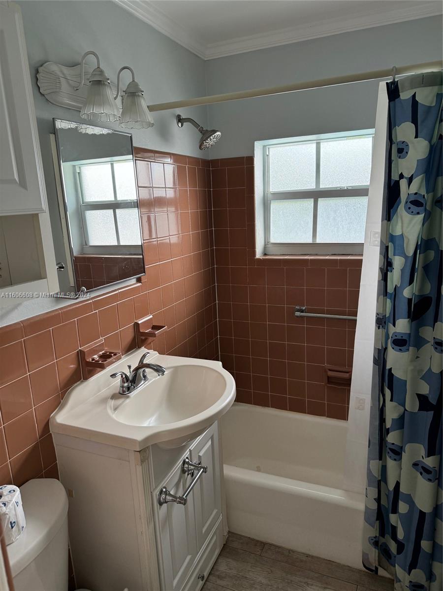 65 NE 24th st 59