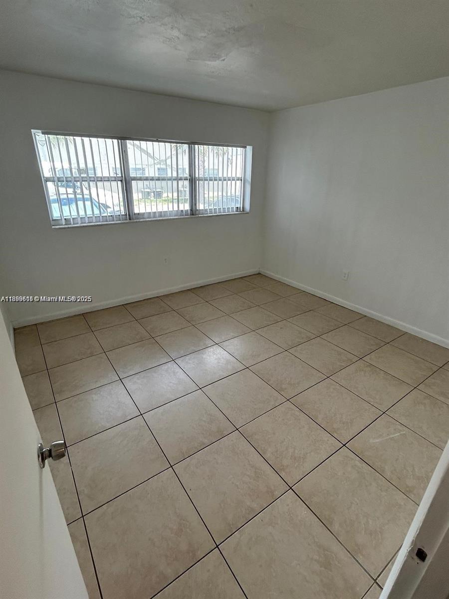 CLAREMONT PLACE CONDO - Residential Lease