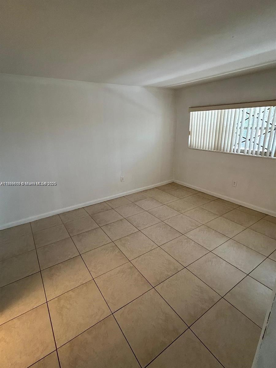 CLAREMONT PLACE CONDO - Residential Lease