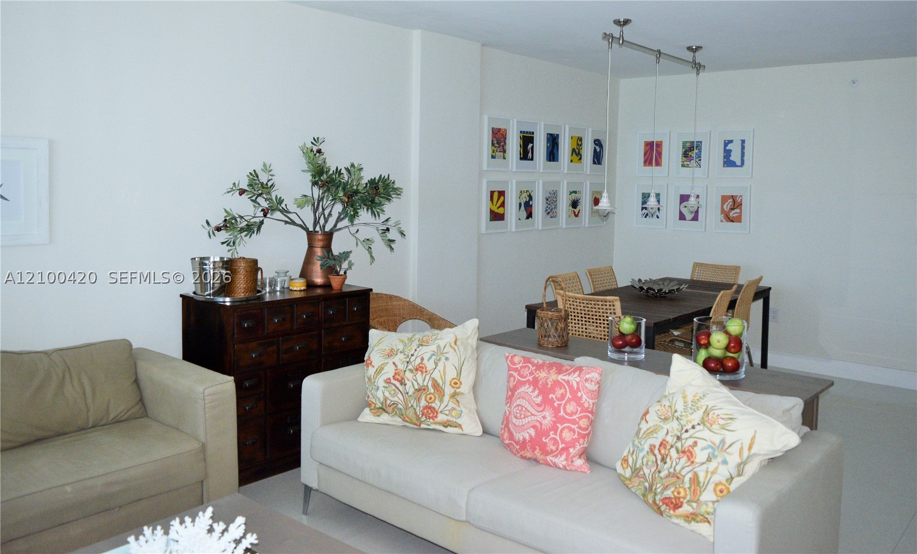 10275 Collins Ave 1420