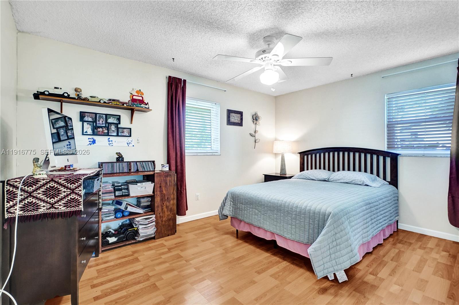 KINGS GROVE - Residential