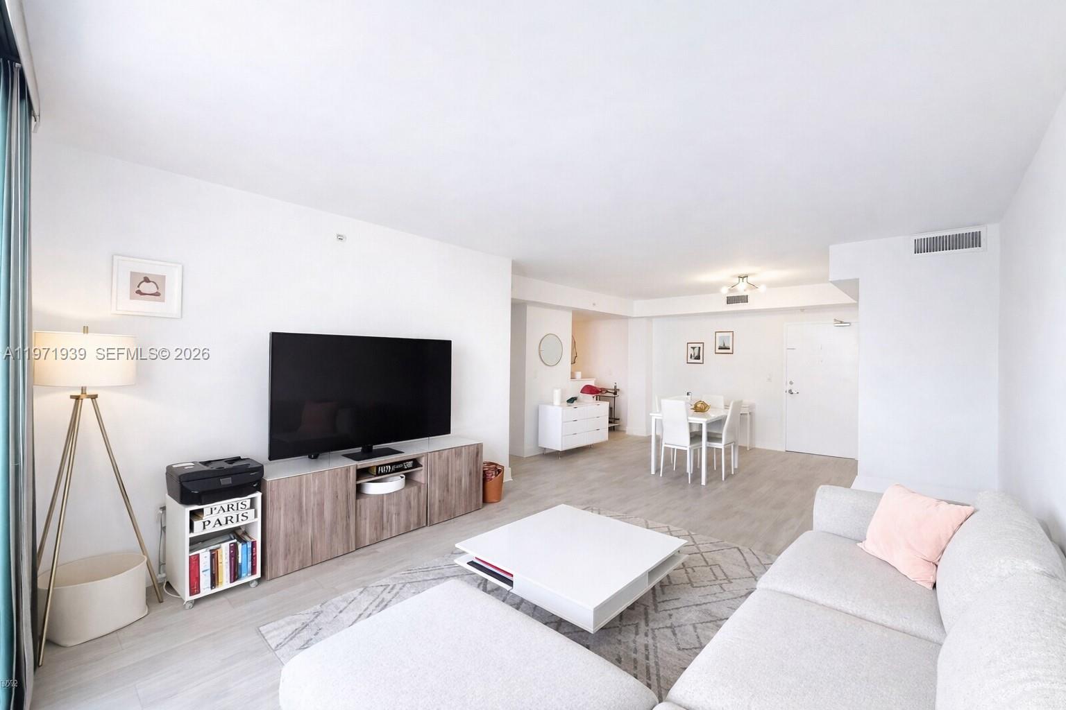 TREASURES ON THE BAY II C - Residential