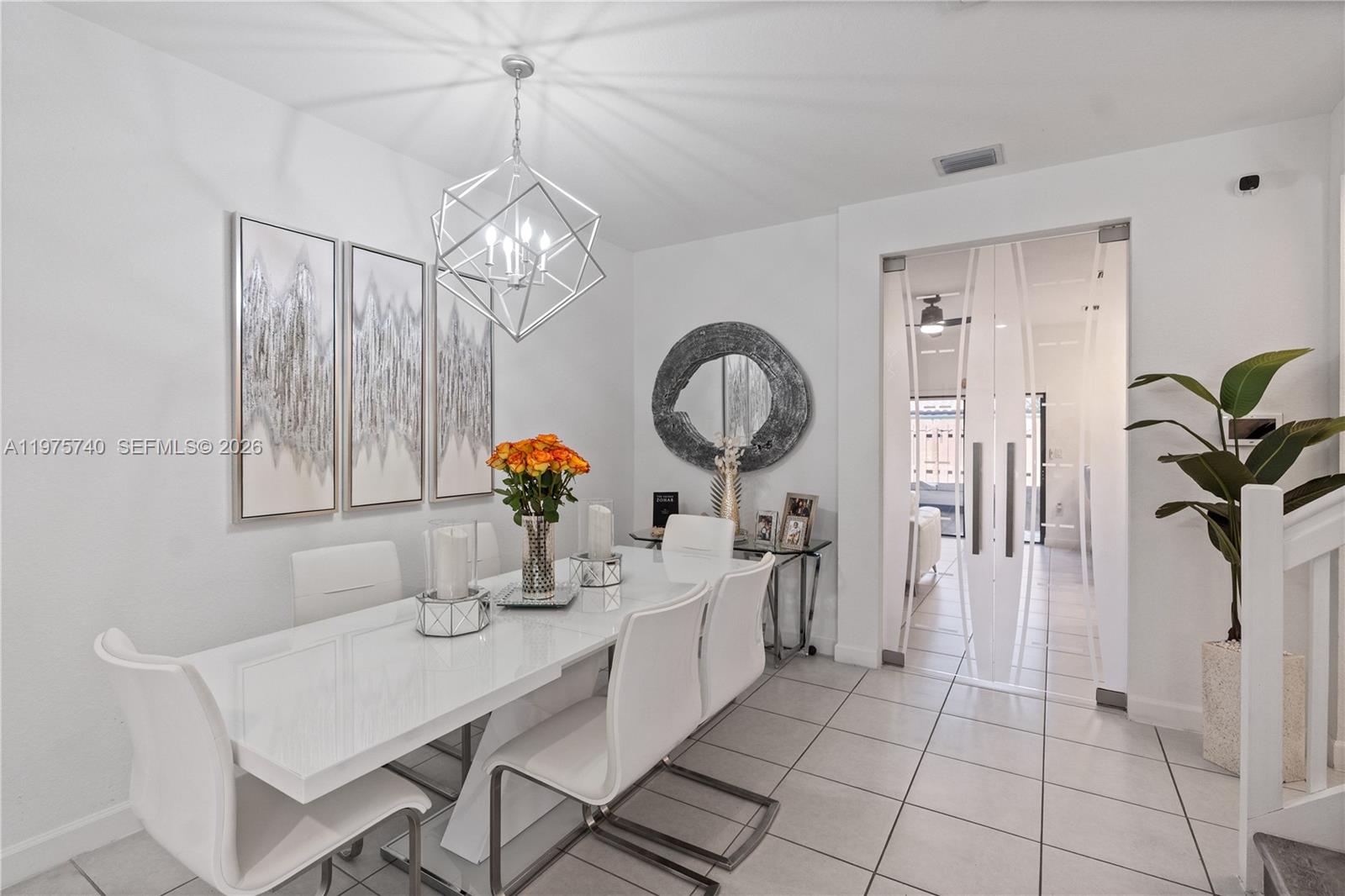 VIA VENTURA NEIGHBORHOOD - Residential