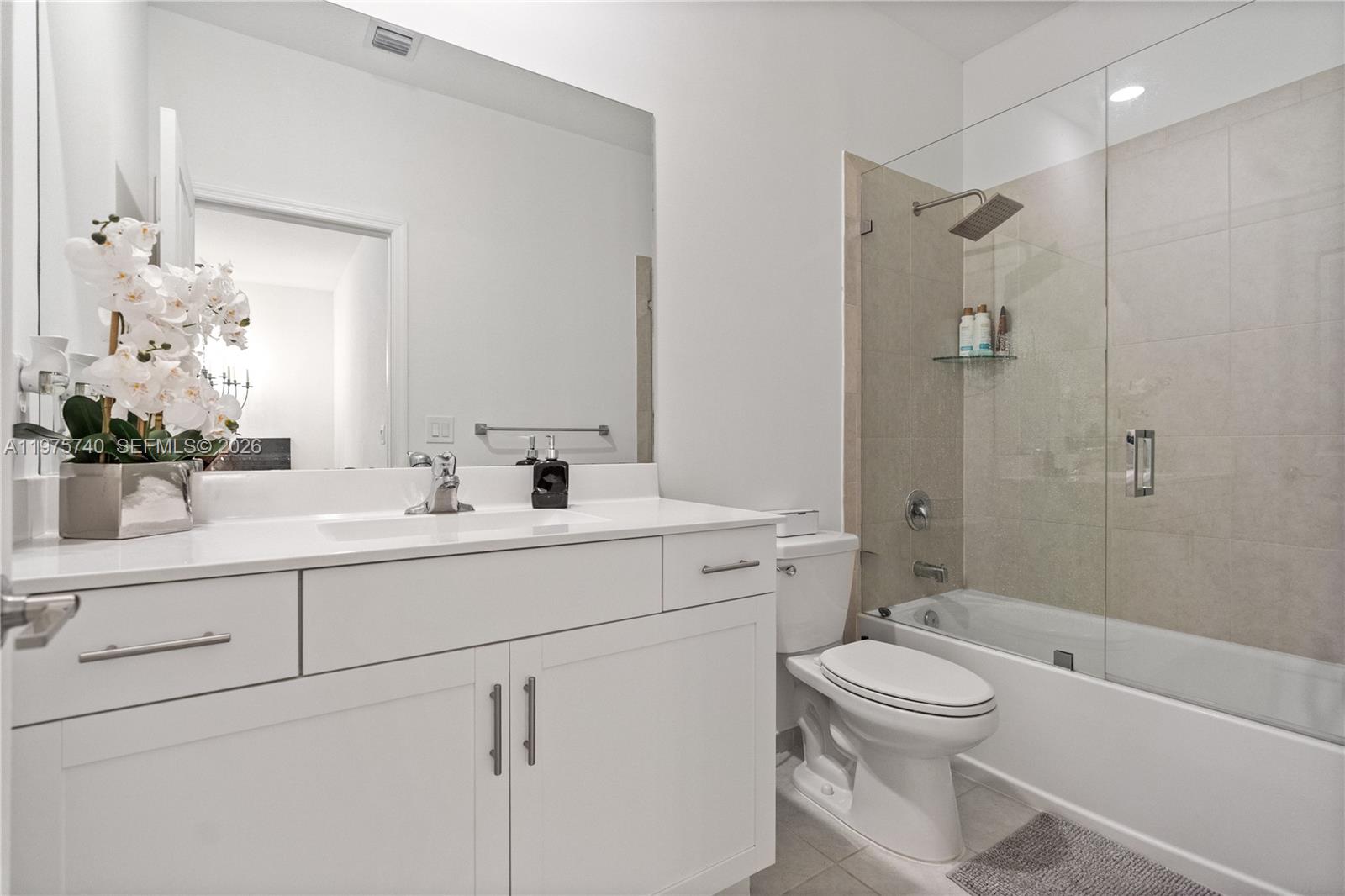 VIA VENTURA NEIGHBORHOOD - Residential