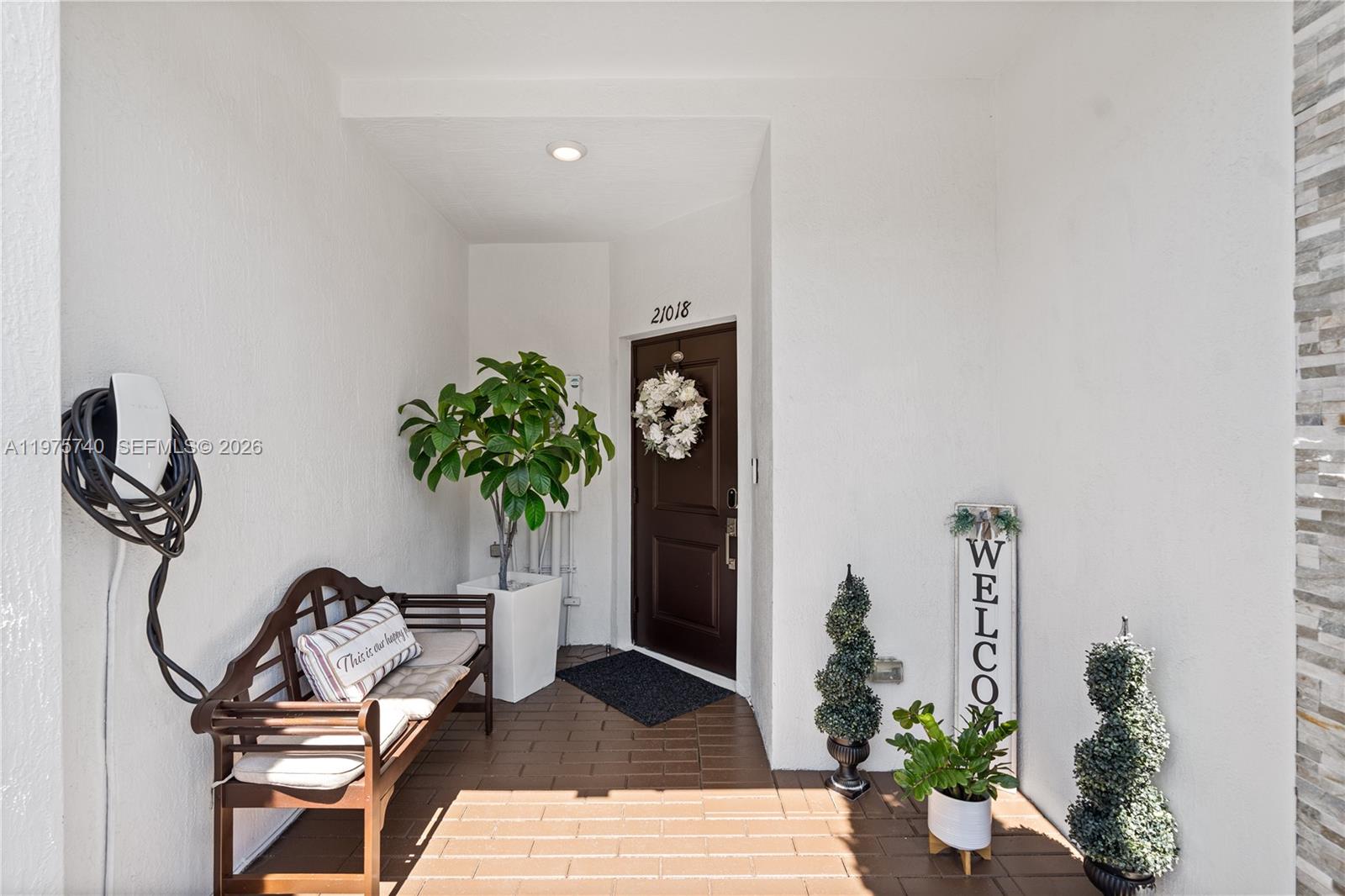 VIA VENTURA NEIGHBORHOOD - Residential