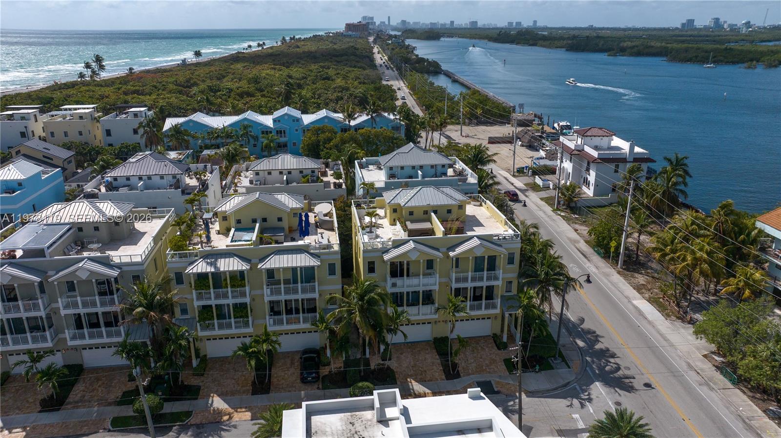 WHITE SANDS BEACH HOMES I - Residential