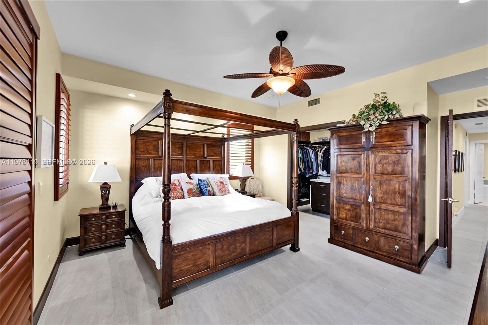 WHITE SANDS BEACH HOMES I - Residential