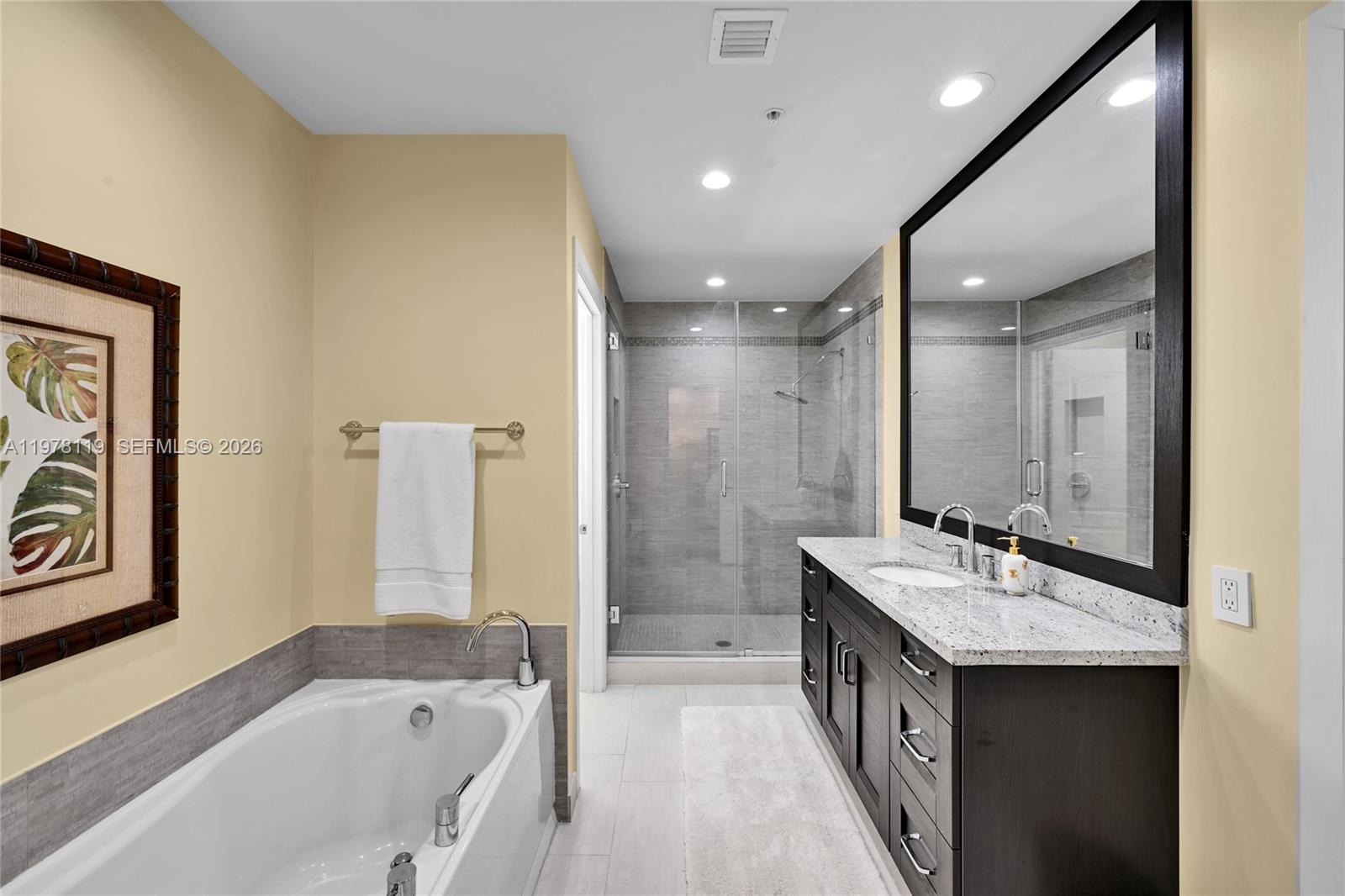 WHITE SANDS BEACH HOMES I - Residential