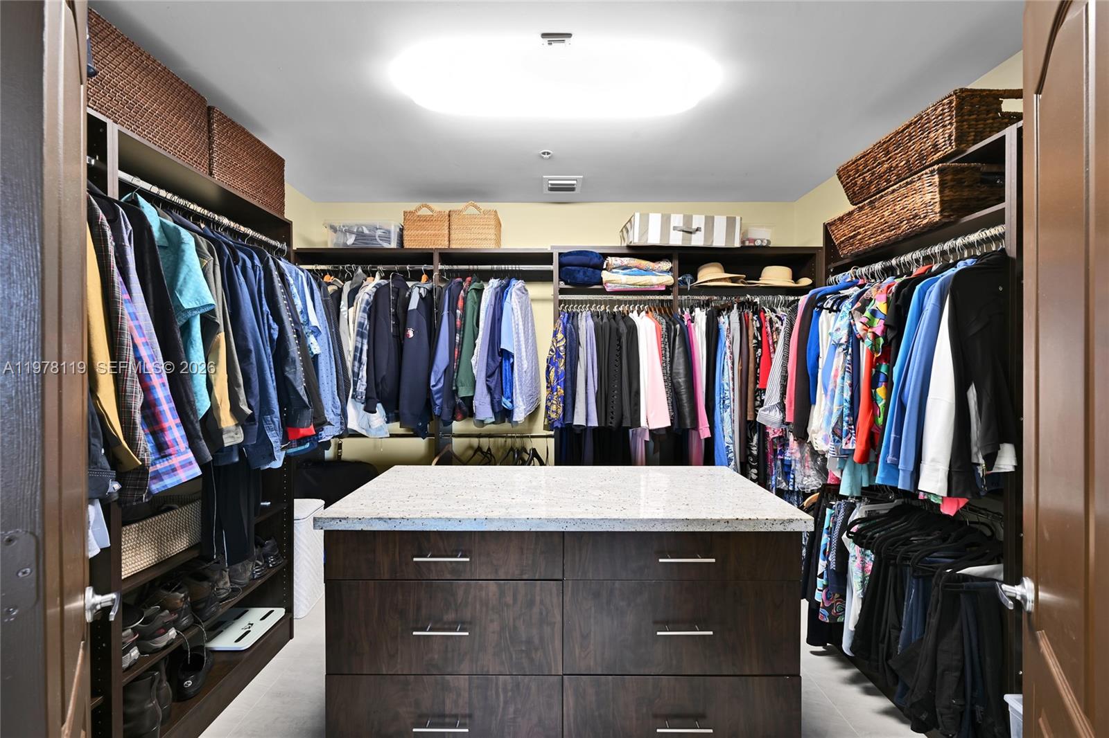 WHITE SANDS BEACH HOMES I - Residential