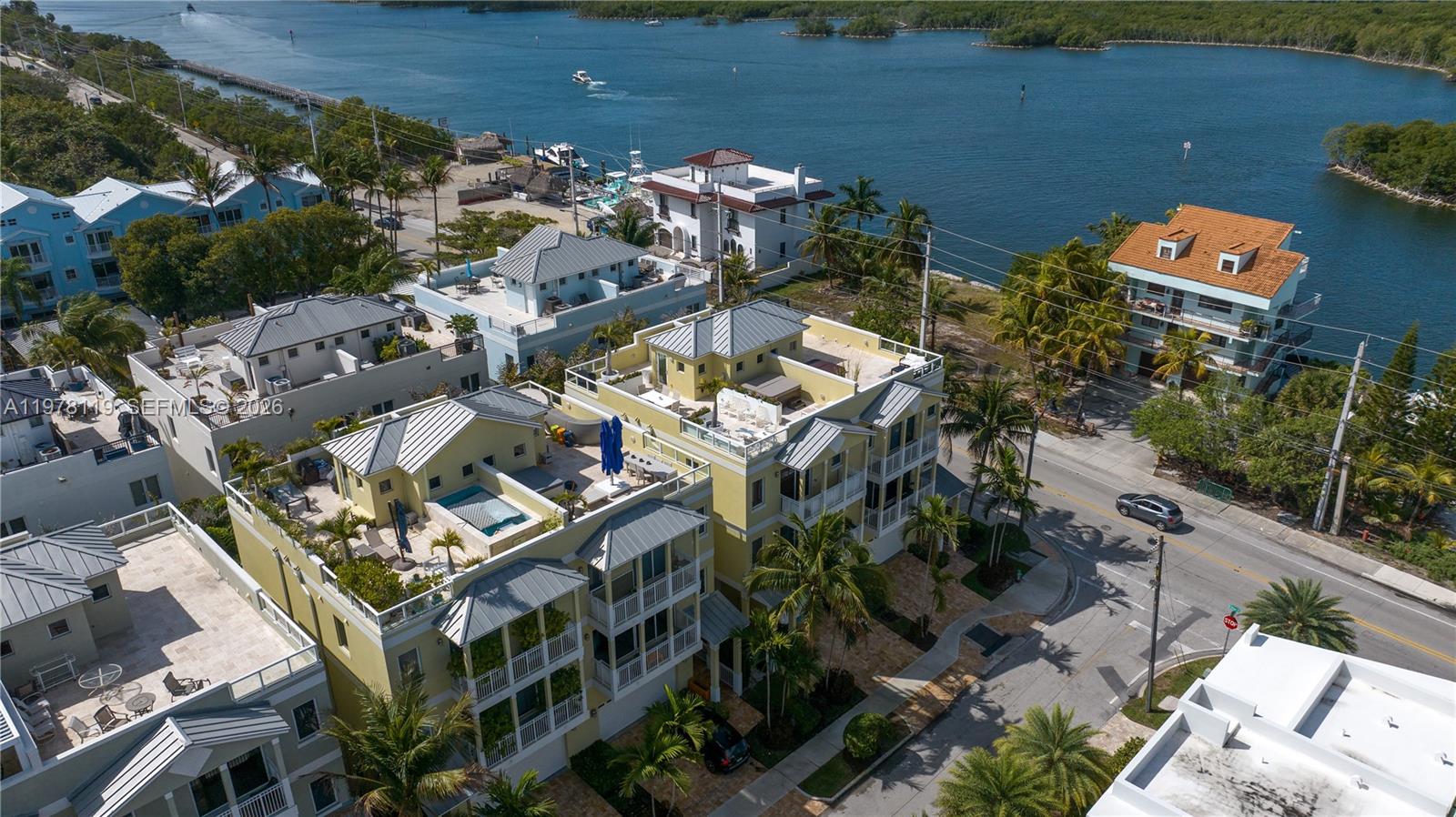 WHITE SANDS BEACH HOMES I - Residential