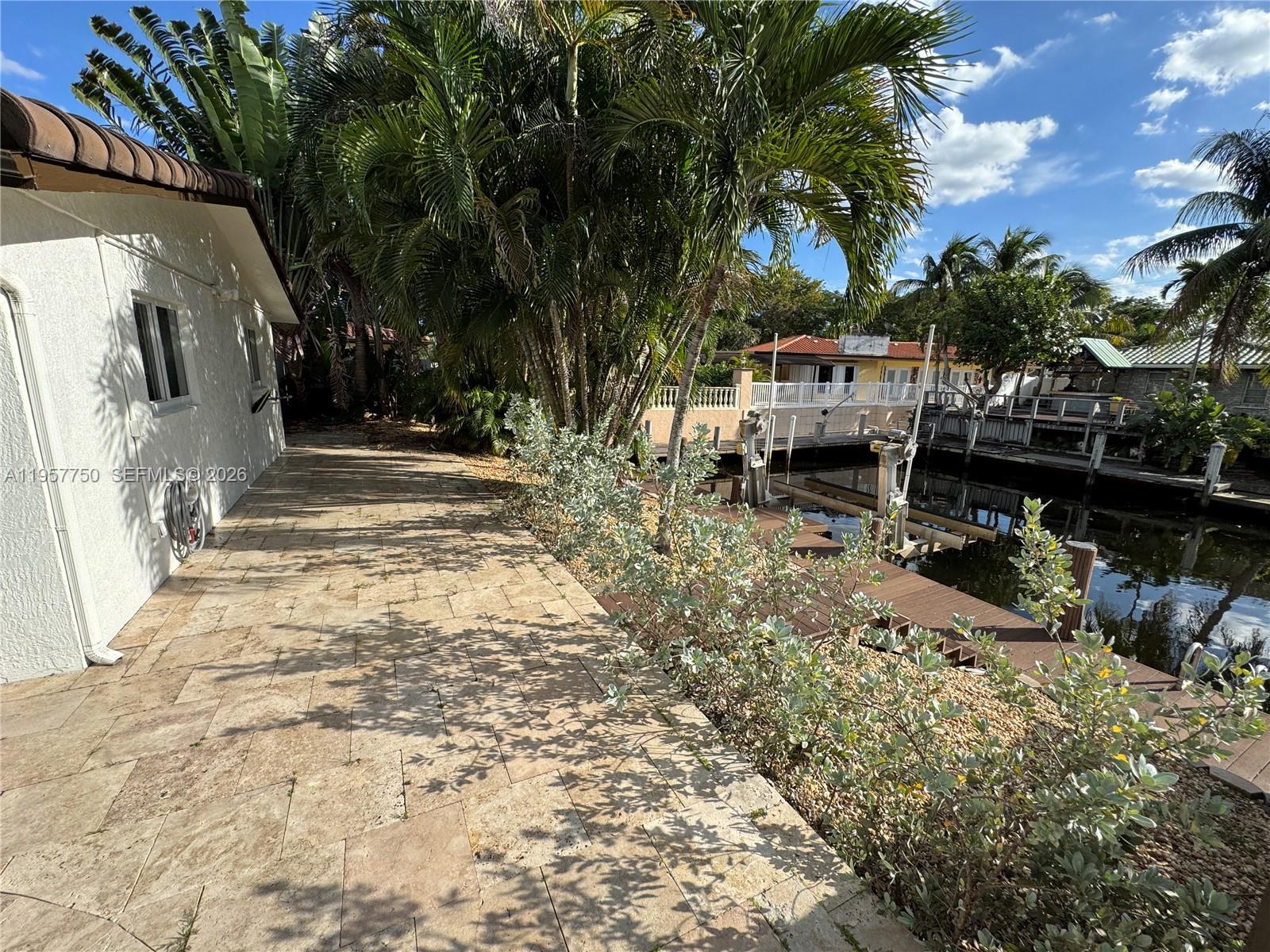 PLANTATION ISLES SEC 3 - Residential Lease