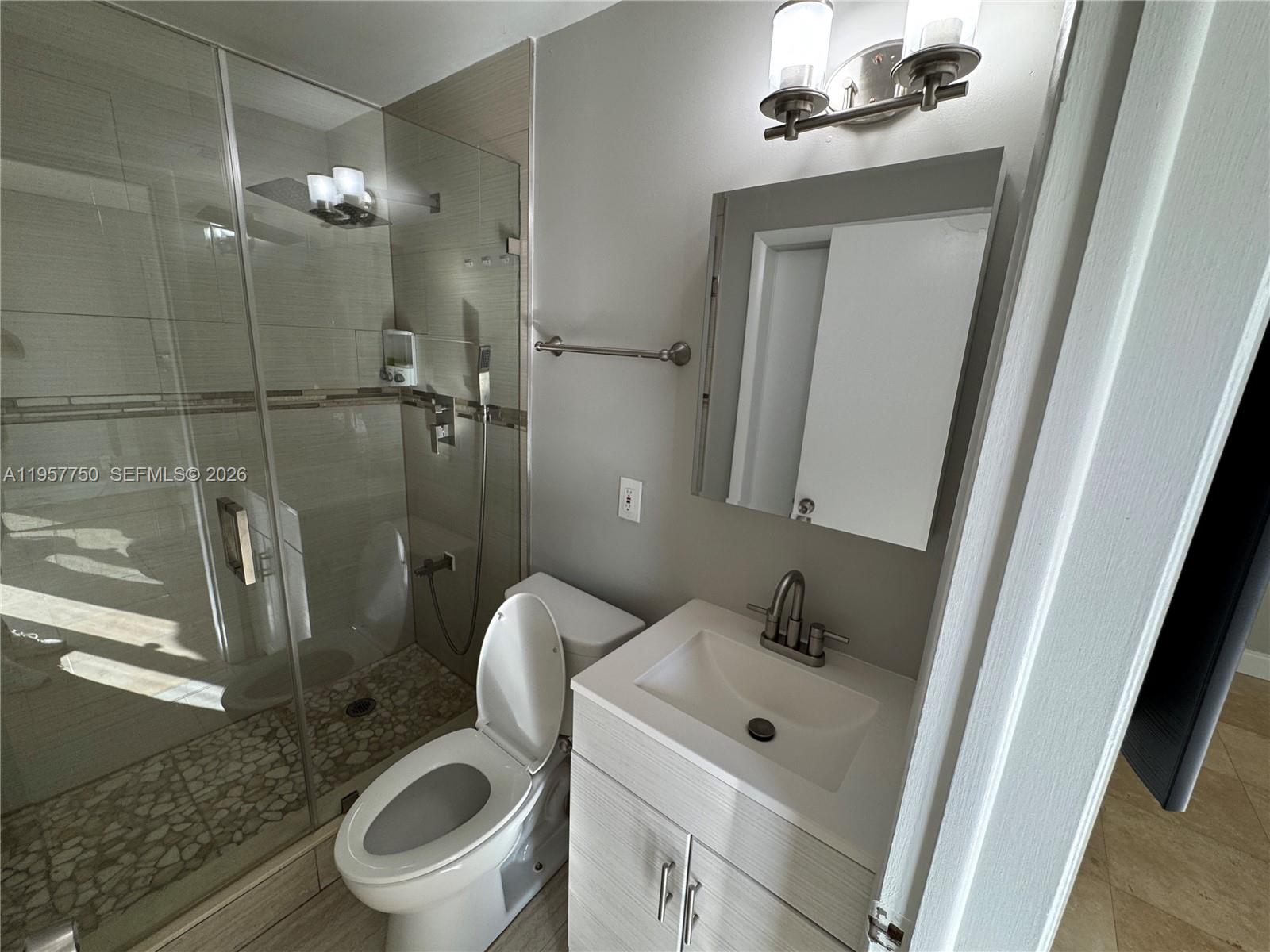 PLANTATION ISLES SEC 3 - Residential Lease