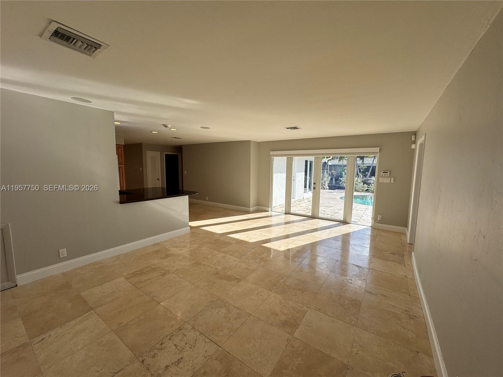 PLANTATION ISLES SEC 3 - Residential Lease