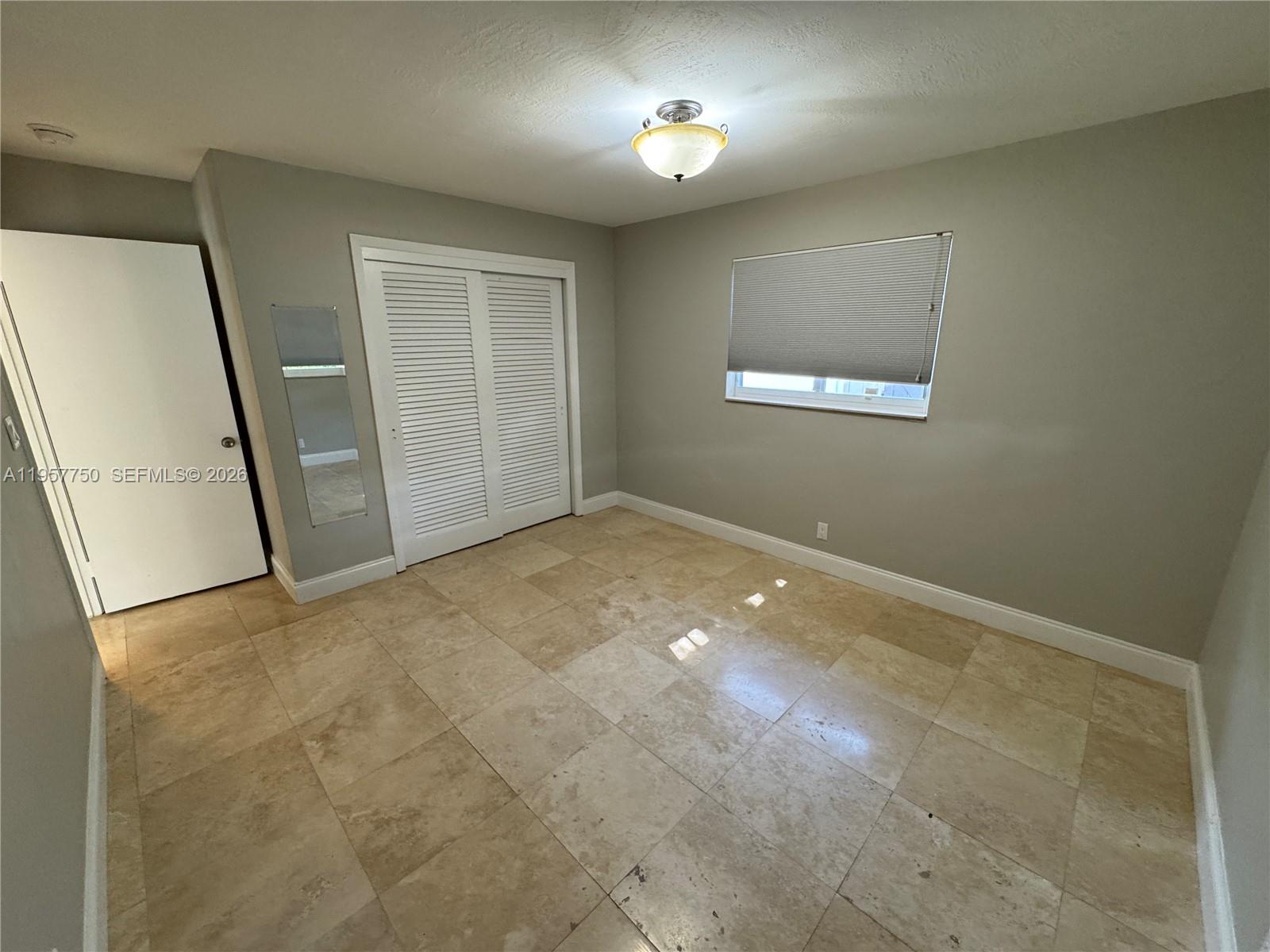 PLANTATION ISLES SEC 3 - Residential Lease