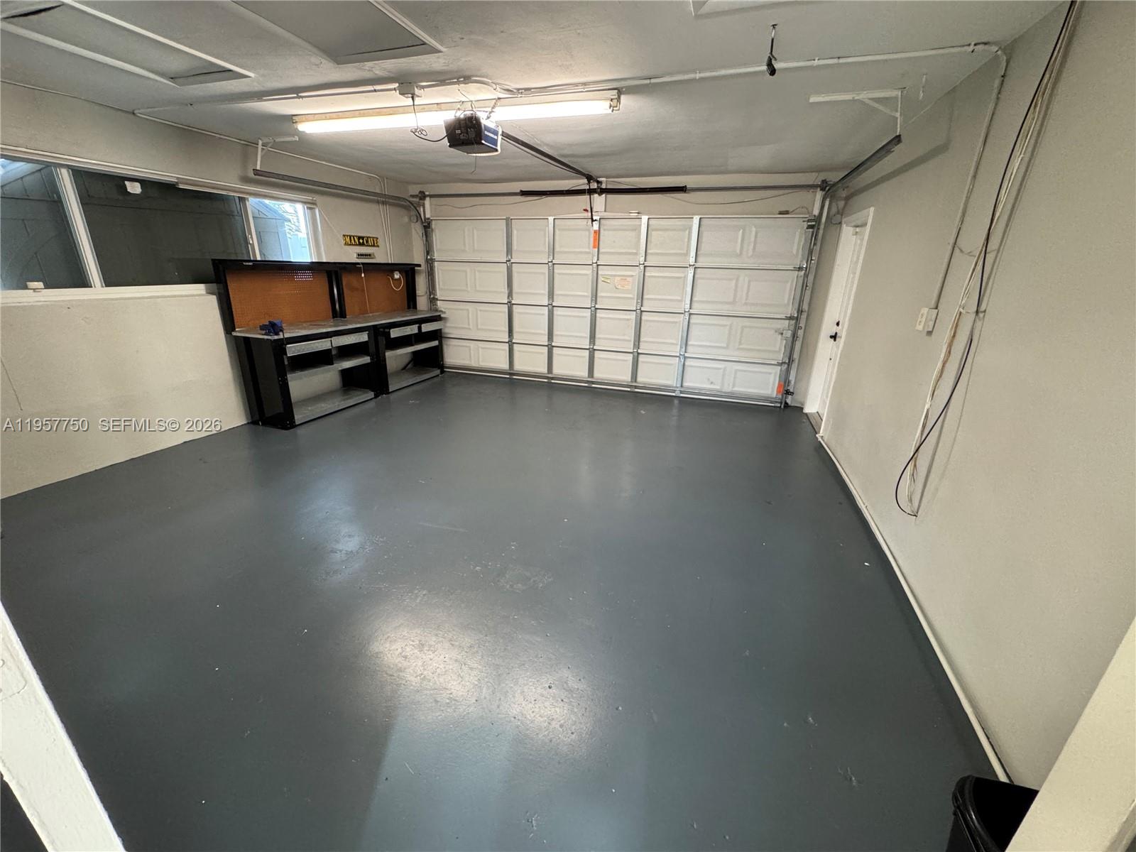 PLANTATION ISLES SEC 3 - Residential Lease