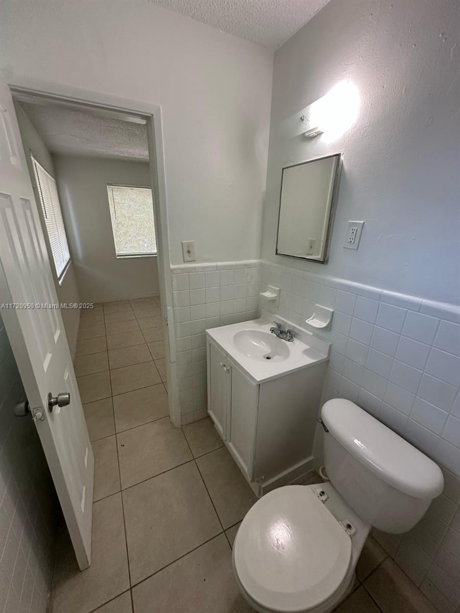 BOULEVARD GARDENS - Residential Lease