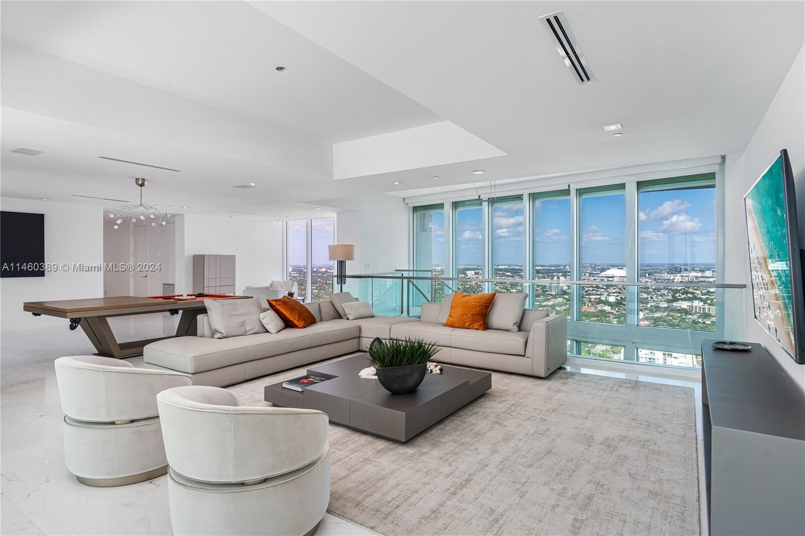 SANTA MARIA CONDO - Residential