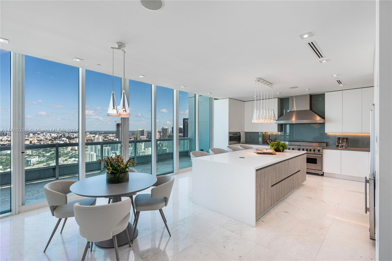 SANTA MARIA CONDO - Residential