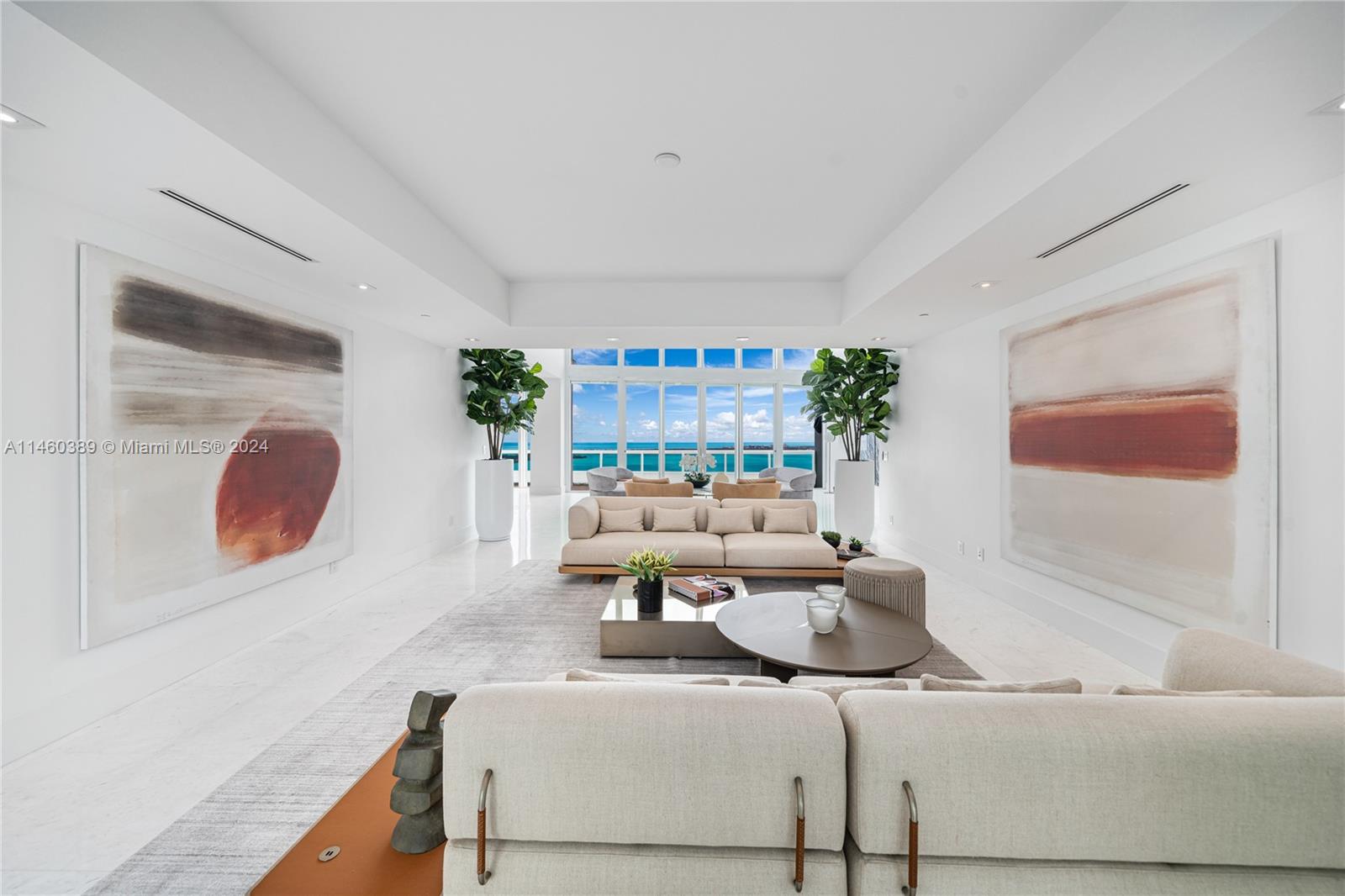 SANTA MARIA CONDO - Residential