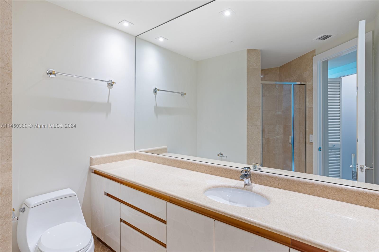 SANTA MARIA CONDO - Residential